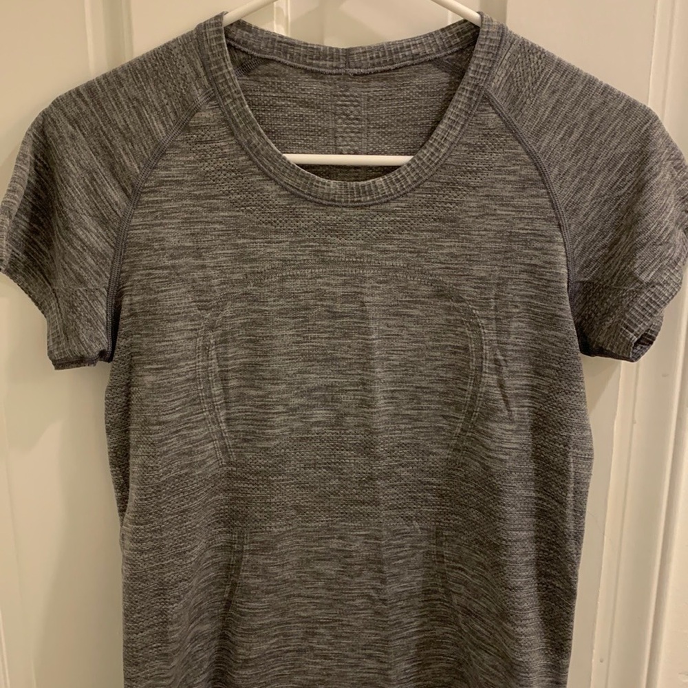 Lululemon swiftly tech size 8